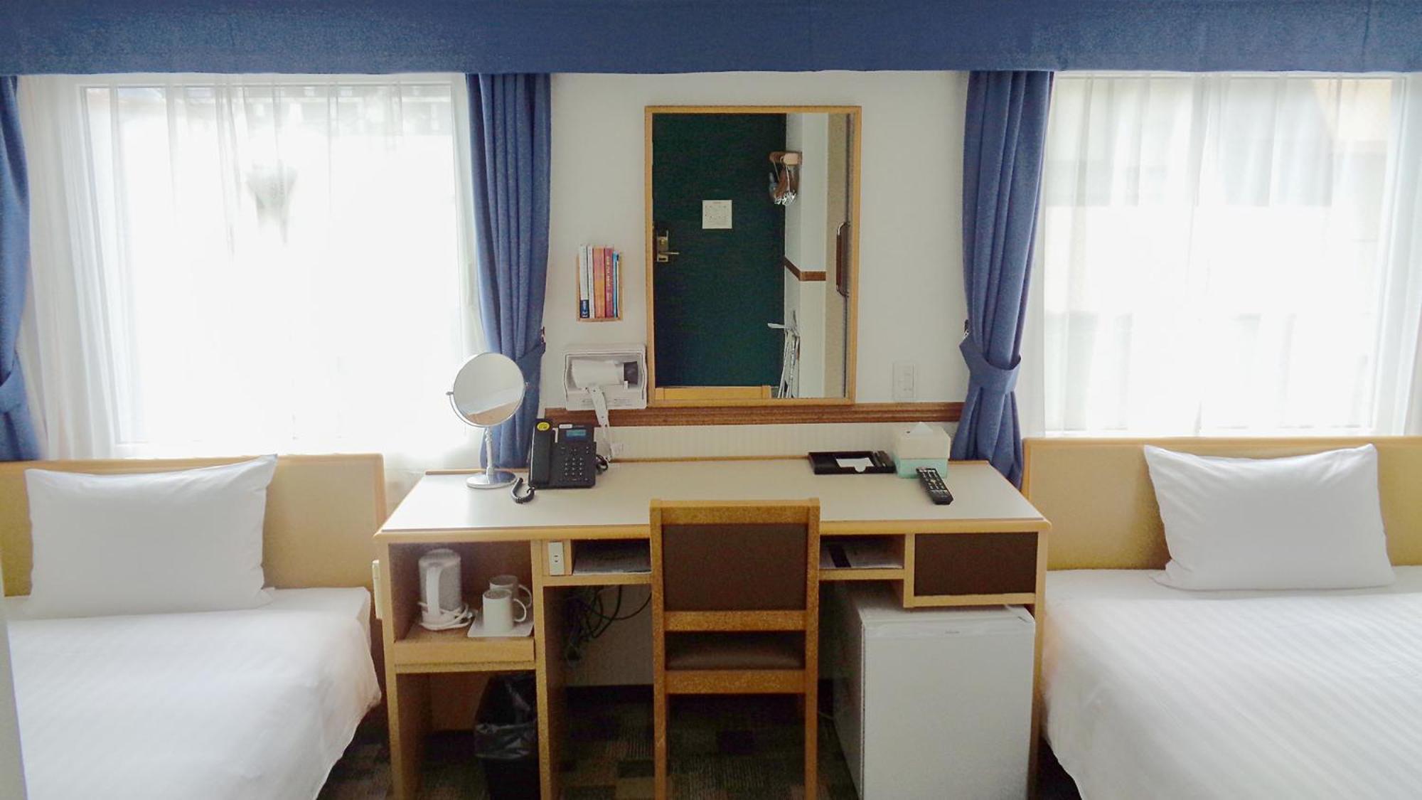 Toyoko Inn Okayama Eki Nishi Guchi Hiroba ภายนอก รูปภาพ